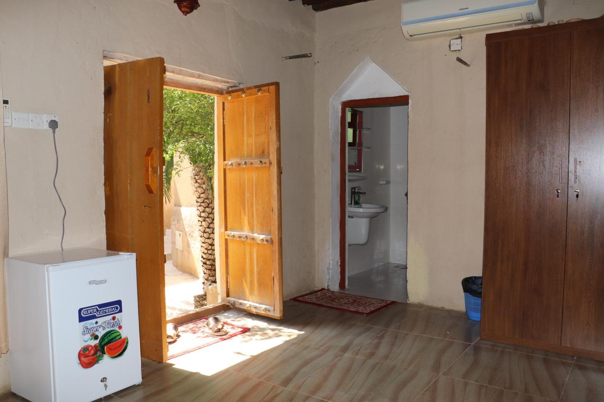 Misfah Old House Hotel Exterior photo